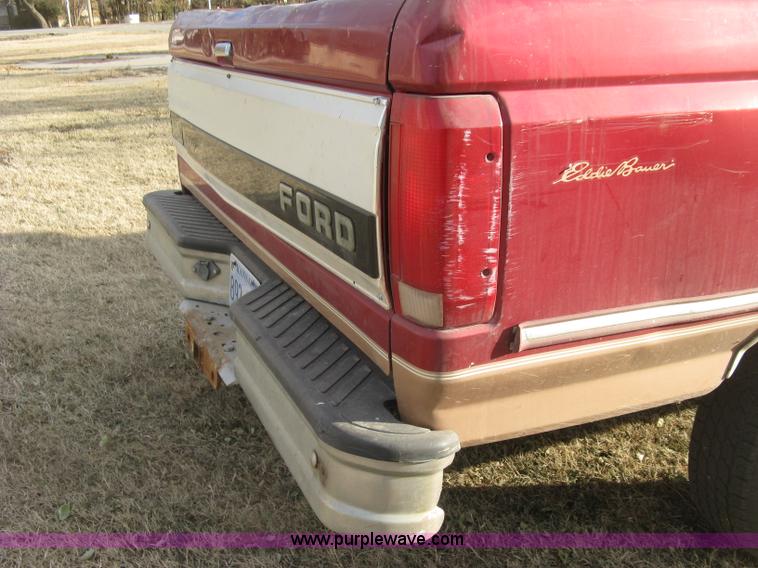 image for item H9359 1995 Ford F150 Eddie Bauer pickup truck