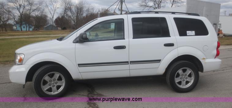 image for item I2135 2007 Dodge Durango SLT SUV