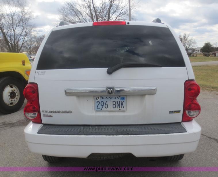 image for item I2135 2007 Dodge Durango SLT SUV