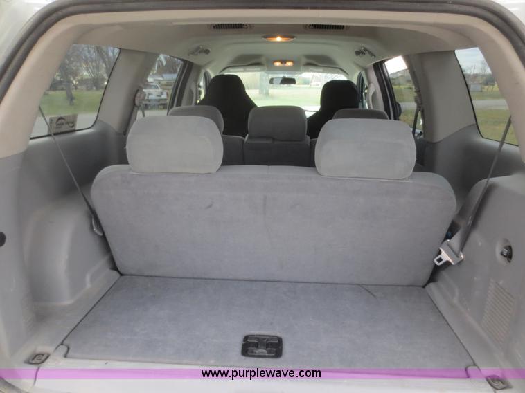 image for item I2135 2007 Dodge Durango SLT SUV
