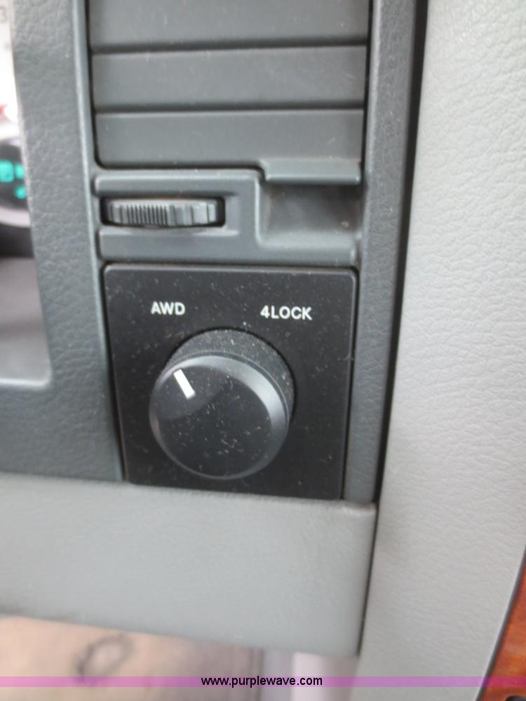 image for item I2135 2007 Dodge Durango SLT SUV