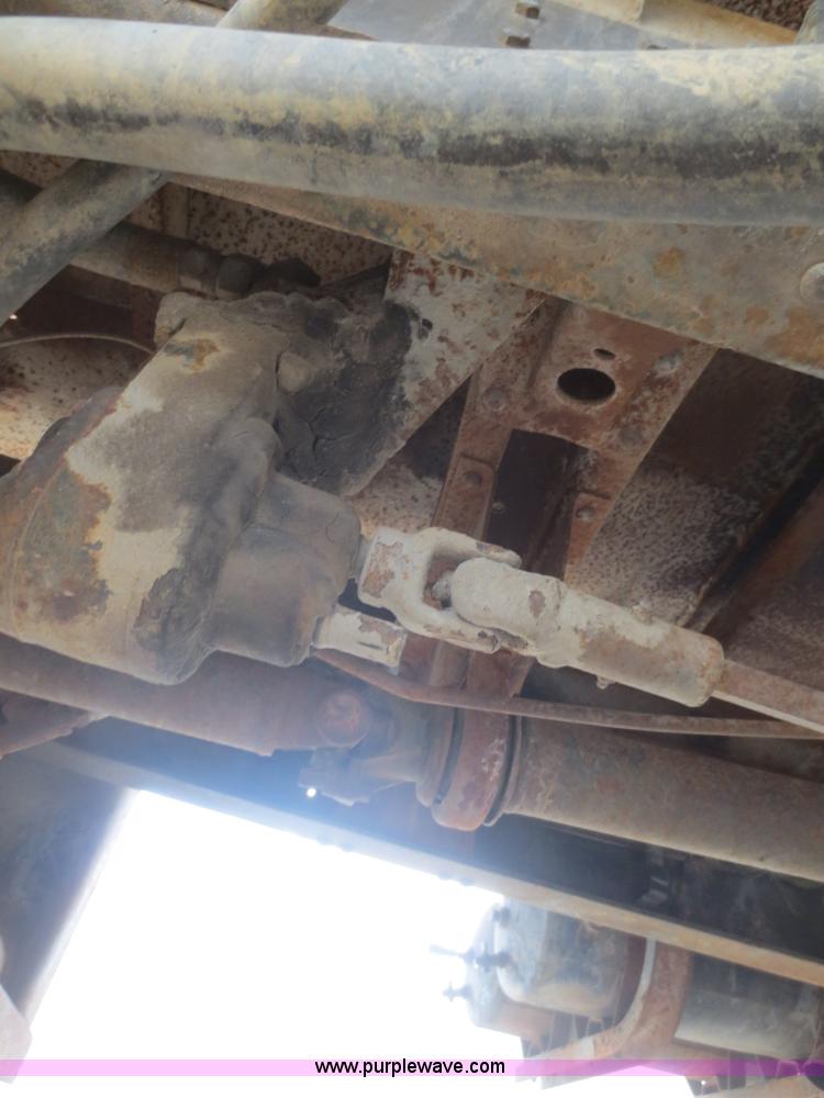 image for item I2136 1974 Chevrolet C65 grain truck