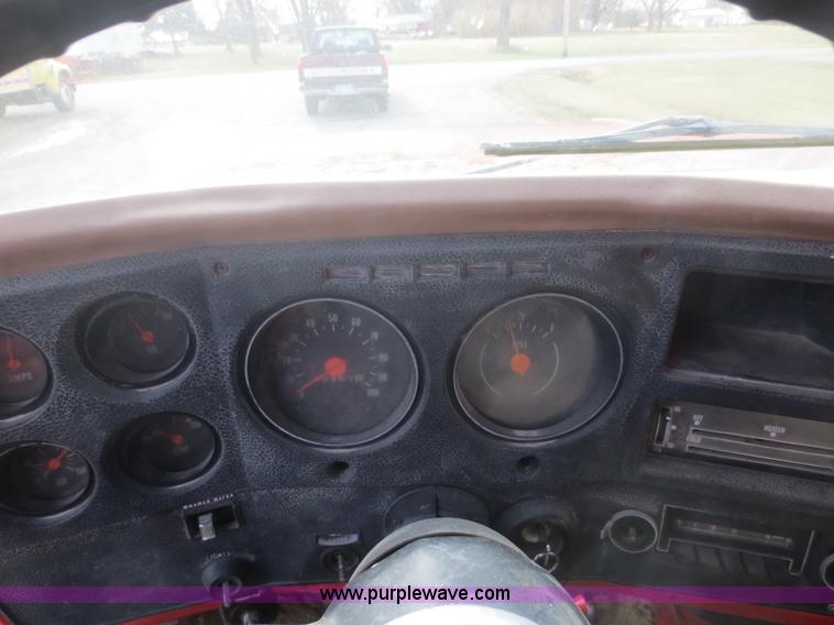 image for item I2136 1974 Chevrolet C65 grain truck