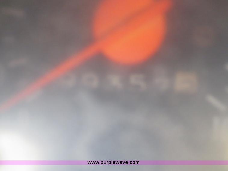 image for item I2136 1974 Chevrolet C65 grain truck