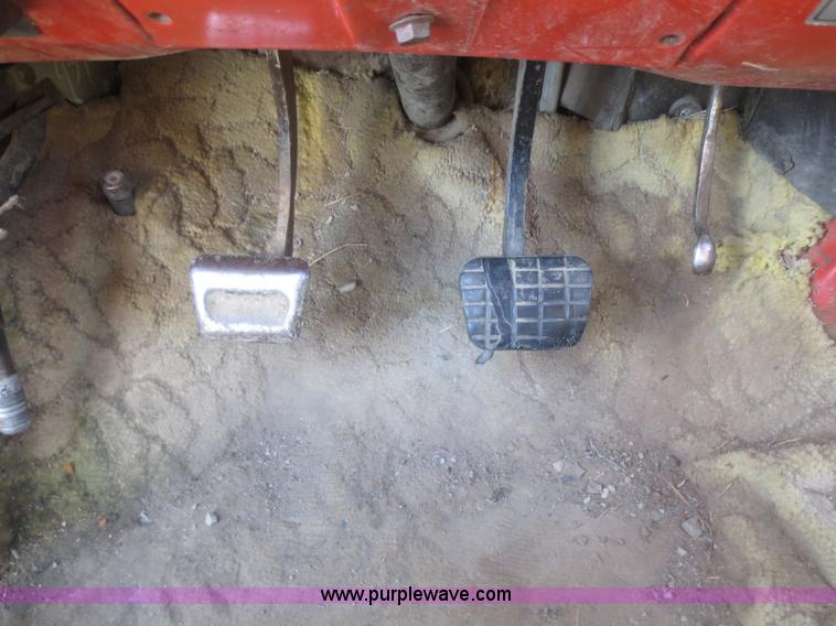 image for item I2136 1974 Chevrolet C65 grain truck