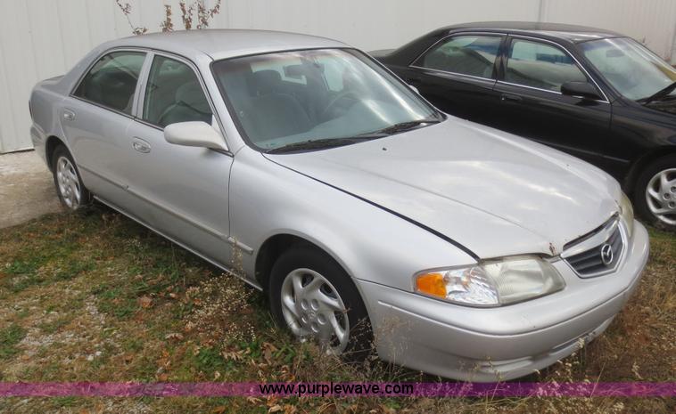 image for item I2137 2002 Mazda 626 LX