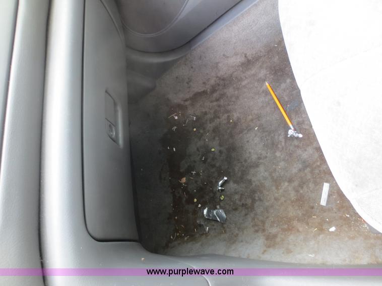 image for item I2138 2002 Mazda 626