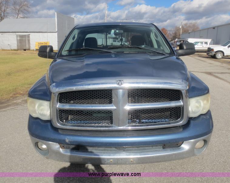 image for item I2140 2003 Dodge Ram 2500 SLT Quad Cab pickup truck