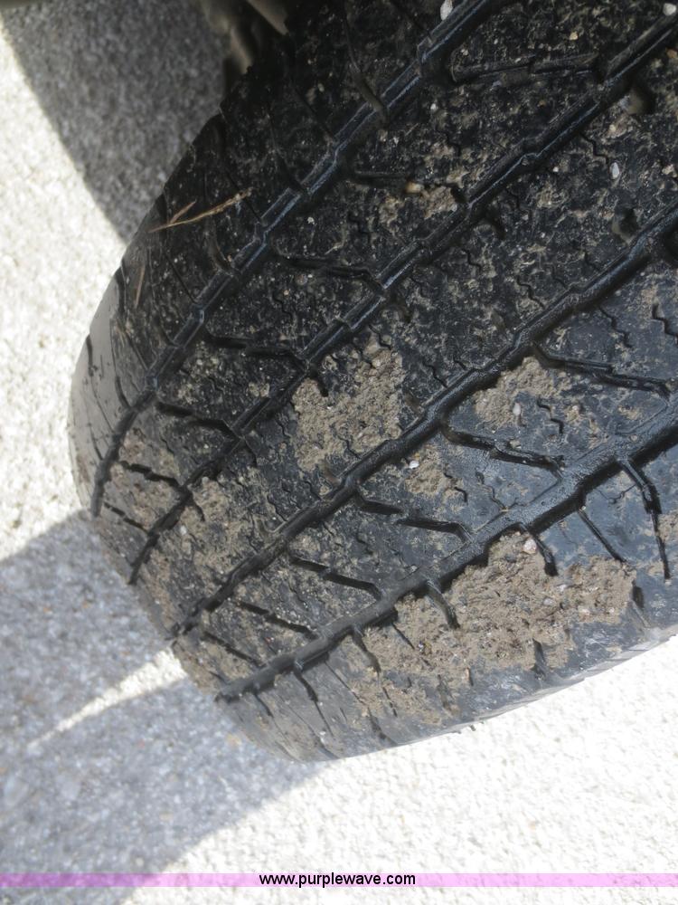 image for item I2140 2003 Dodge Ram 2500 SLT Quad Cab pickup truck