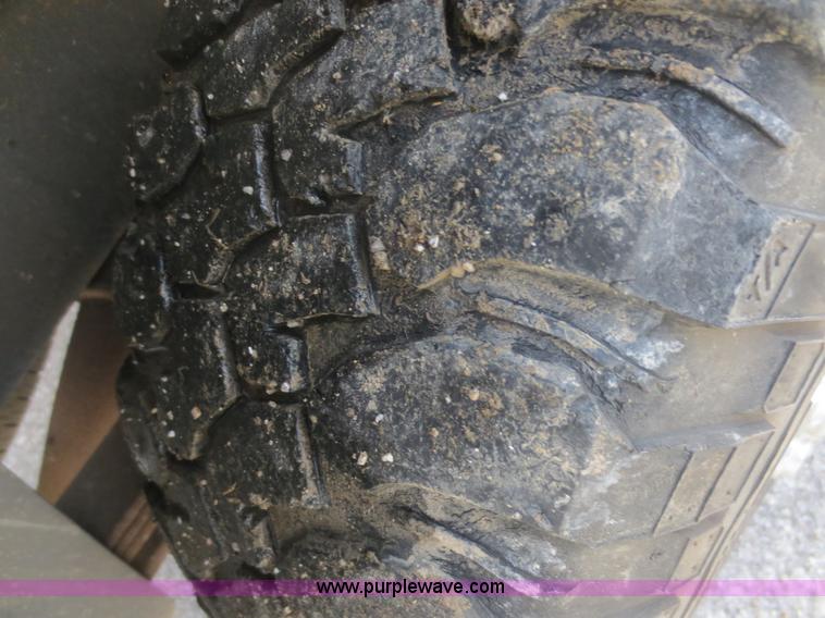 image for item I2140 2003 Dodge Ram 2500 SLT Quad Cab pickup truck