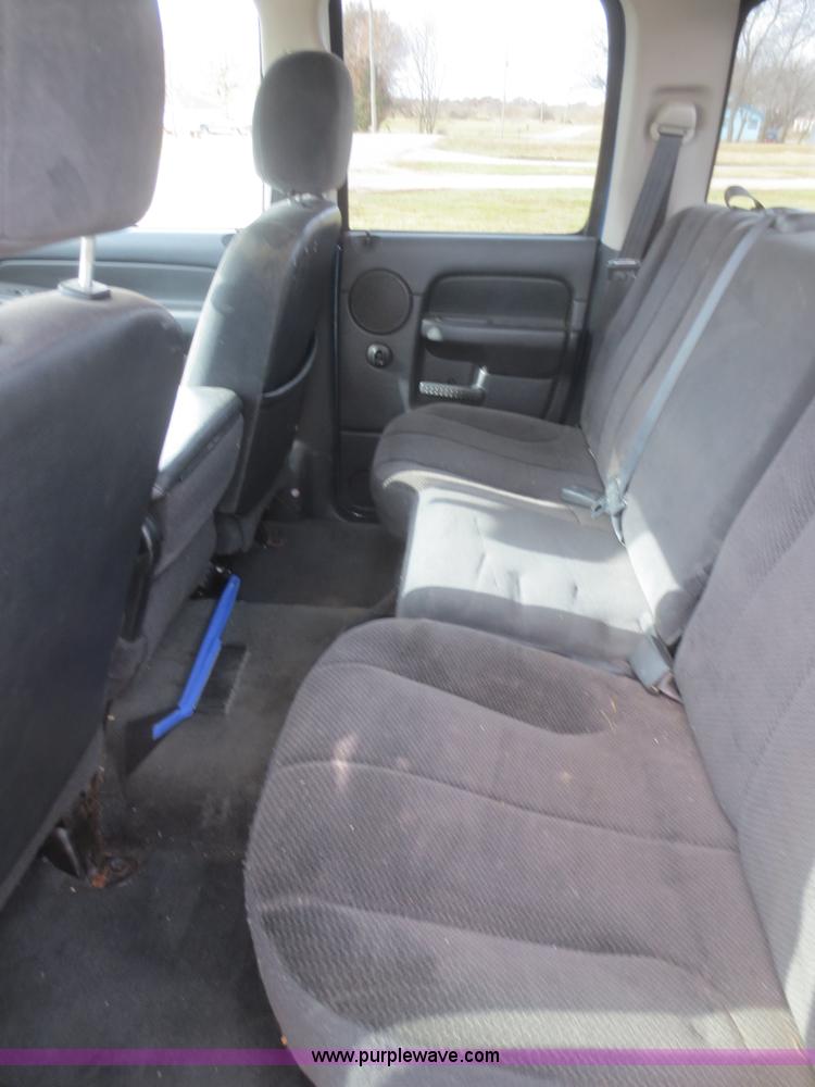 image for item I2140 2003 Dodge Ram 2500 SLT Quad Cab pickup truck