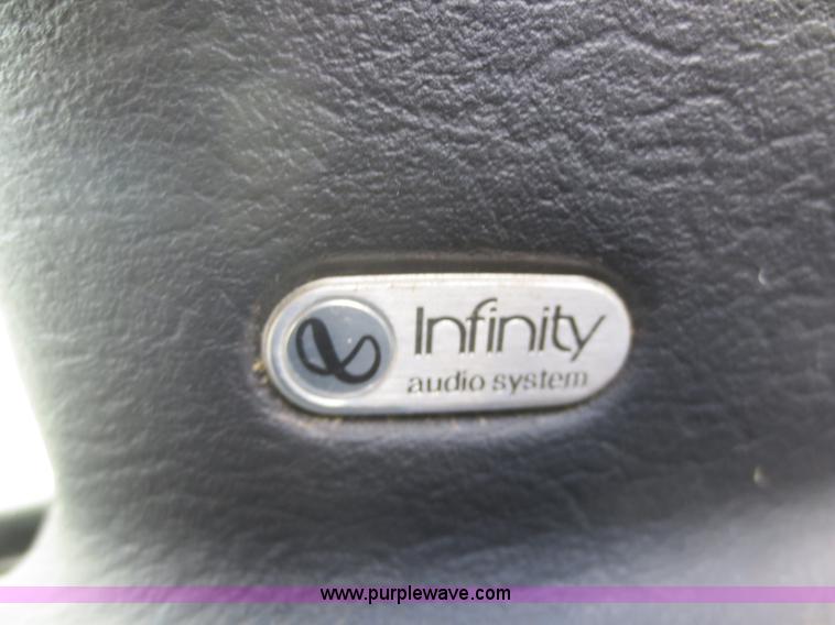 image for item I2140 2003 Dodge Ram 2500 SLT Quad Cab pickup truck