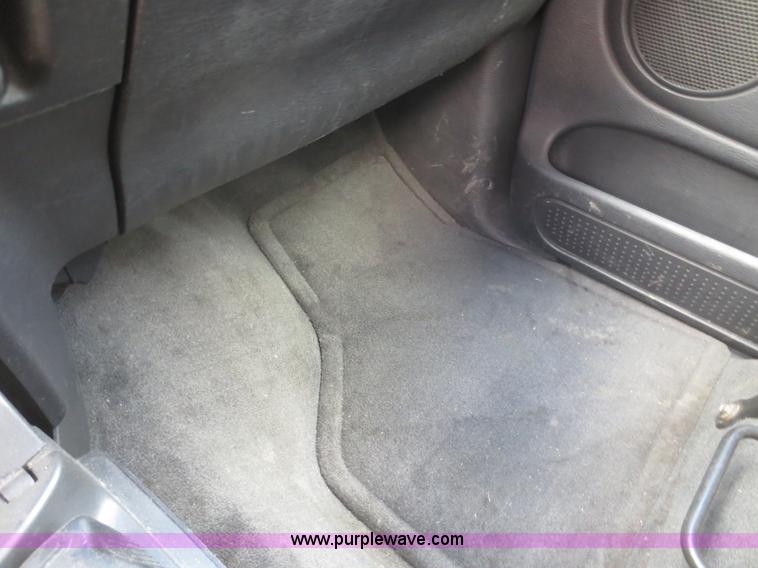 image for item I2140 2003 Dodge Ram 2500 SLT Quad Cab pickup truck