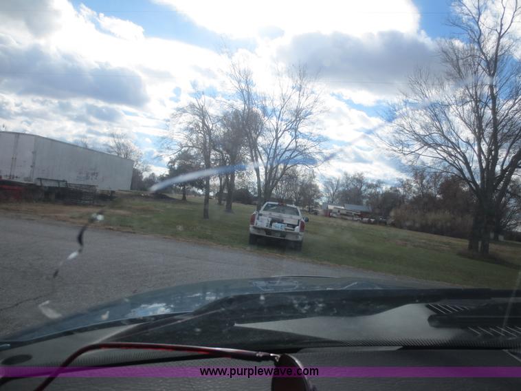 image for item I2140 2003 Dodge Ram 2500 SLT Quad Cab pickup truck