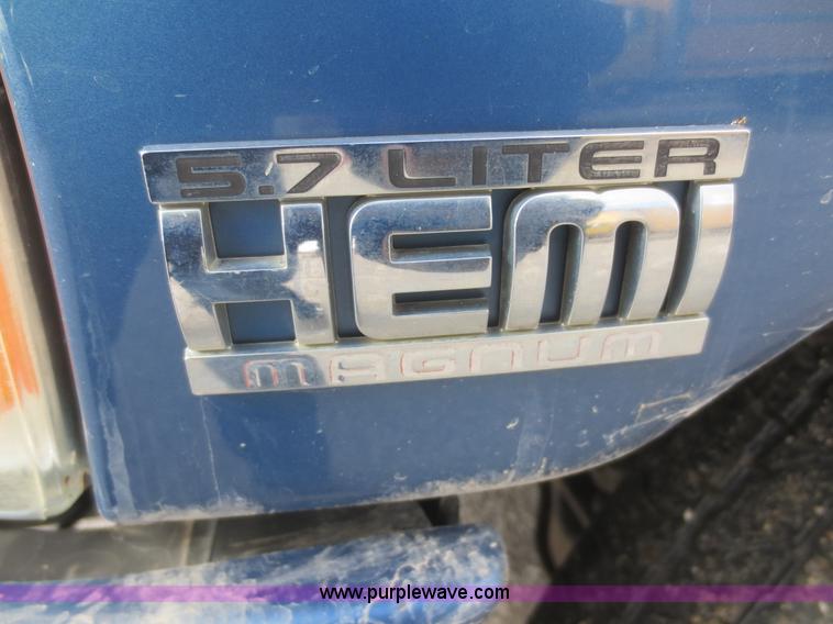 image for item I2140 2003 Dodge Ram 2500 SLT Quad Cab pickup truck