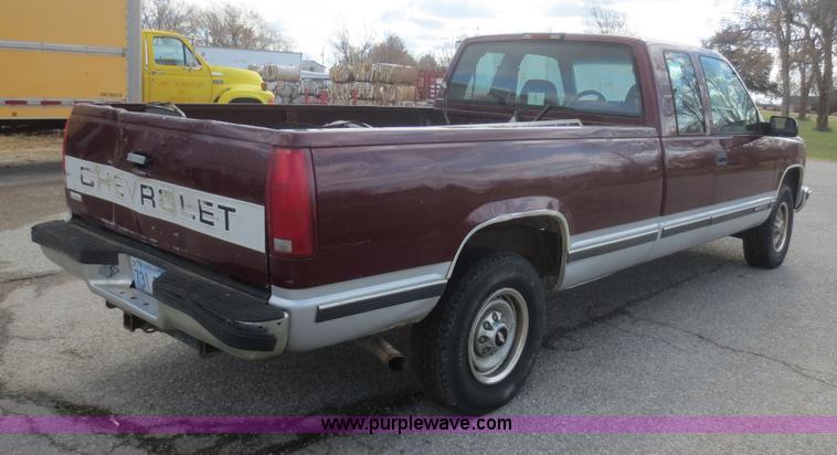 image for item I2141 1997 Chevrolet Silverado 2500 Ext. Cab pickup truck