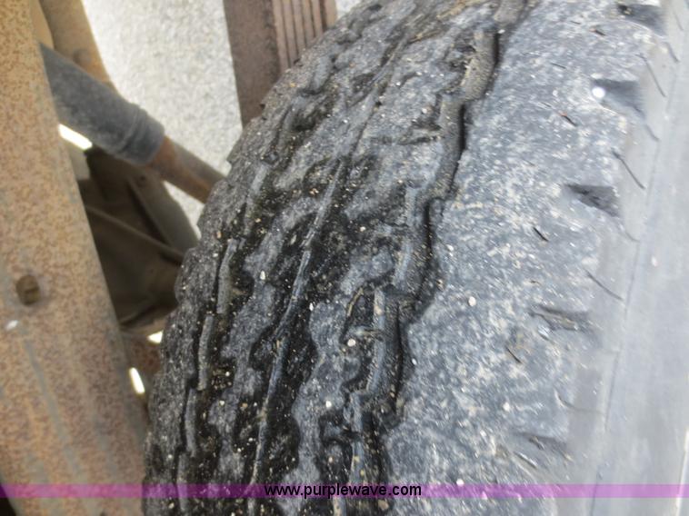 image for item I2141 1997 Chevrolet Silverado 2500 Ext. Cab pickup truck