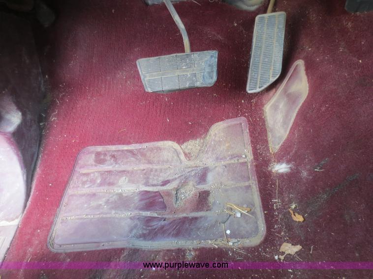 image for item I2141 1997 Chevrolet Silverado 2500 Ext. Cab pickup truck