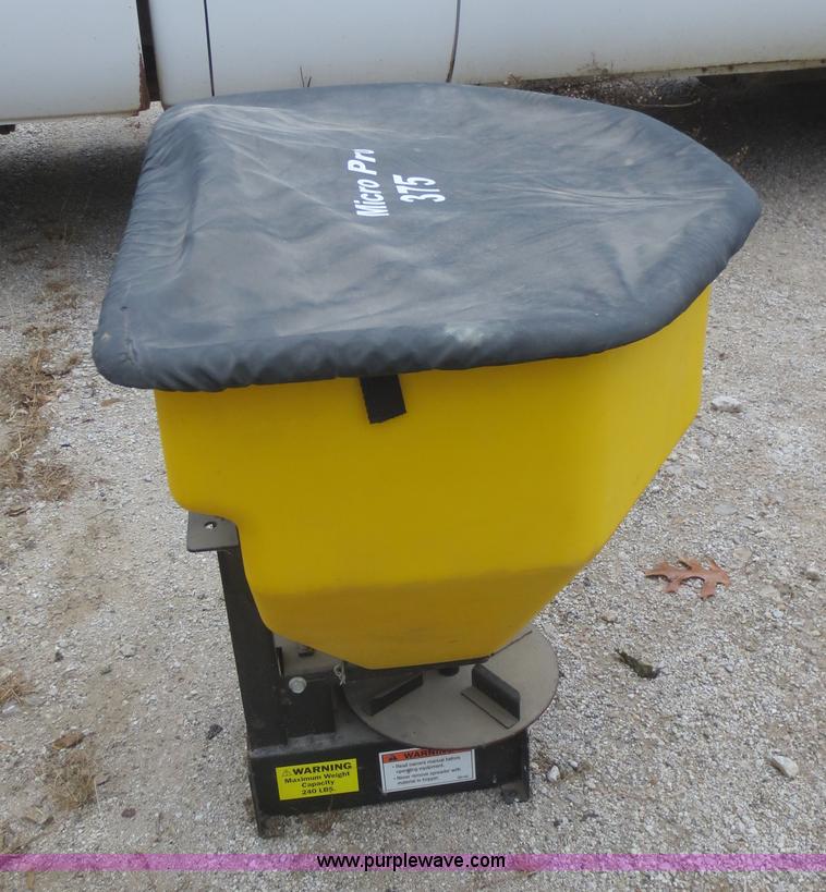image for item I2142 Snow Ex Micro Pro 375 salt sand spreader