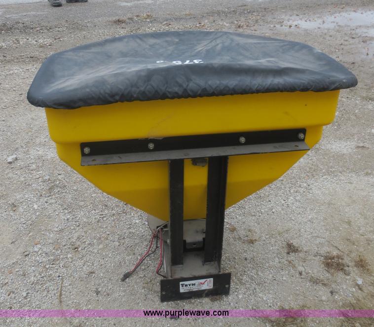image for item I2142 Snow Ex Micro Pro 375 salt sand spreader