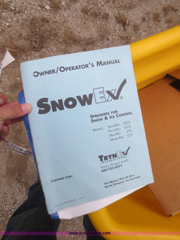 image for item I2142 Snow Ex Micro Pro 375 salt sand spreader