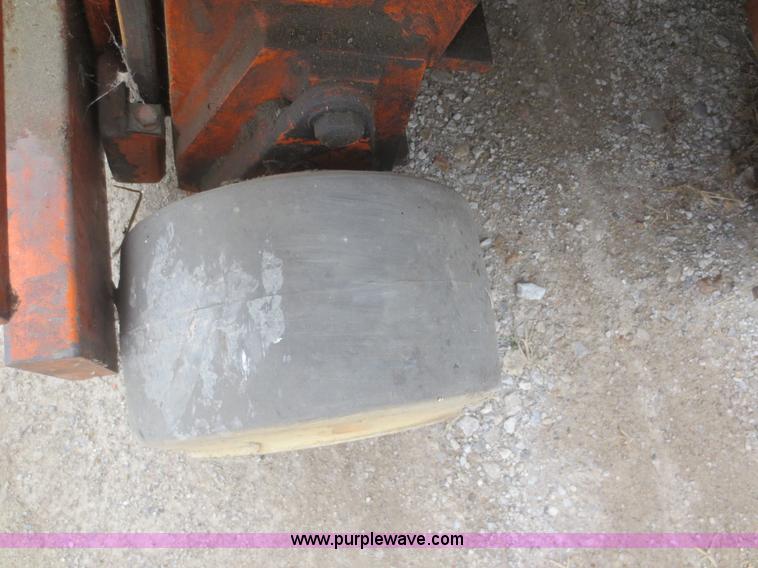 image for item I2144 Yale M20R4G forklift