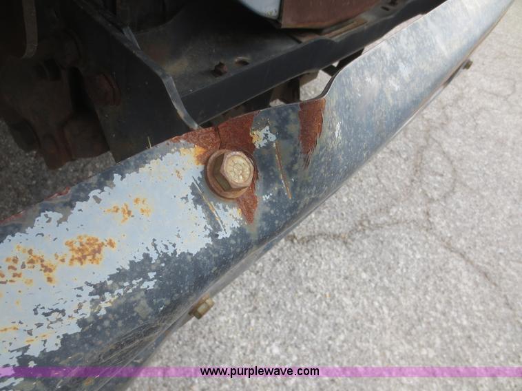 image for item I2146 1995 Ford F700 box truck