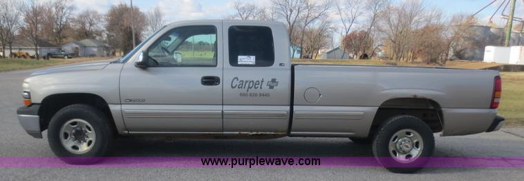 image for item I2147 1999 Chevrolet Silverado 2500 LS Ext. Cab pickup truck
