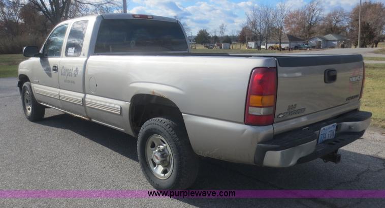 image for item I2147 1999 Chevrolet Silverado 2500 LS Ext. Cab pickup truck