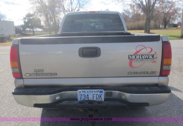 image for item I2147 1999 Chevrolet Silverado 2500 LS Ext. Cab pickup truck