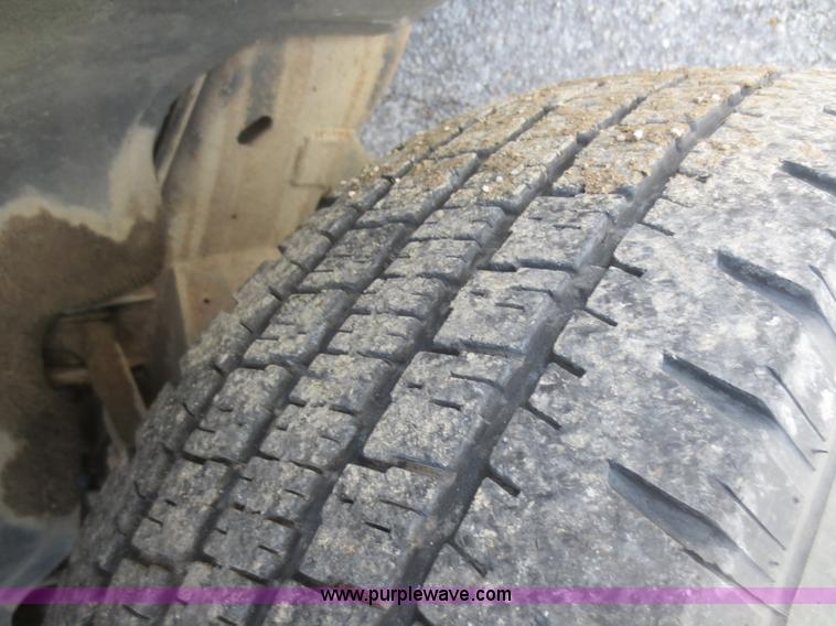 image for item I2147 1999 Chevrolet Silverado 2500 LS Ext. Cab pickup truck