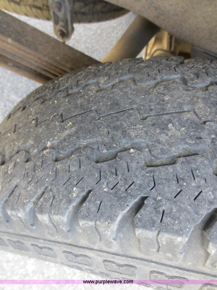 image for item I2147 1999 Chevrolet Silverado 2500 LS Ext. Cab pickup truck