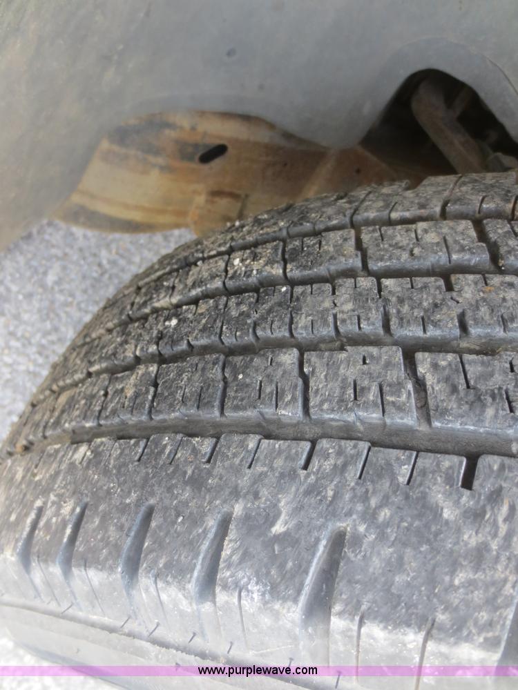 image for item I2147 1999 Chevrolet Silverado 2500 LS Ext. Cab pickup truck