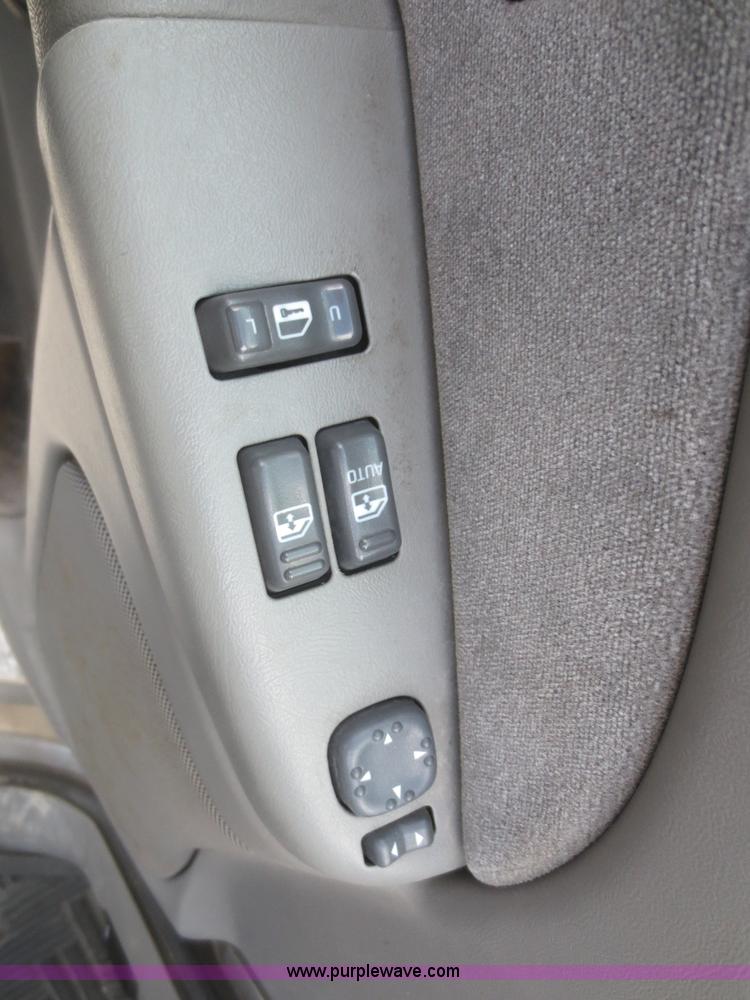 image for item I2147 1999 Chevrolet Silverado 2500 LS Ext. Cab pickup truck