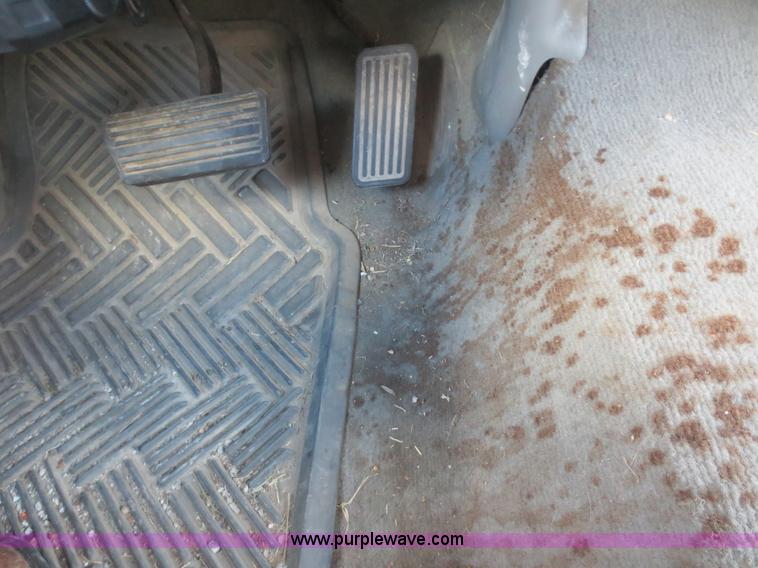 image for item I2147 1999 Chevrolet Silverado 2500 LS Ext. Cab pickup truck