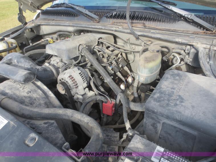 image for item I2147 1999 Chevrolet Silverado 2500 LS Ext. Cab pickup truck