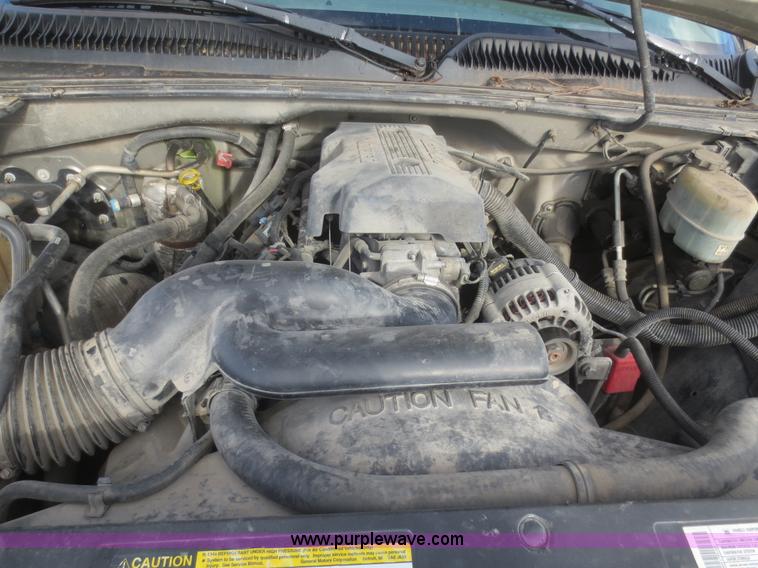 image for item I2147 1999 Chevrolet Silverado 2500 LS Ext. Cab pickup truck