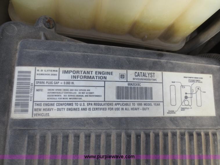 image for item I2147 1999 Chevrolet Silverado 2500 LS Ext. Cab pickup truck