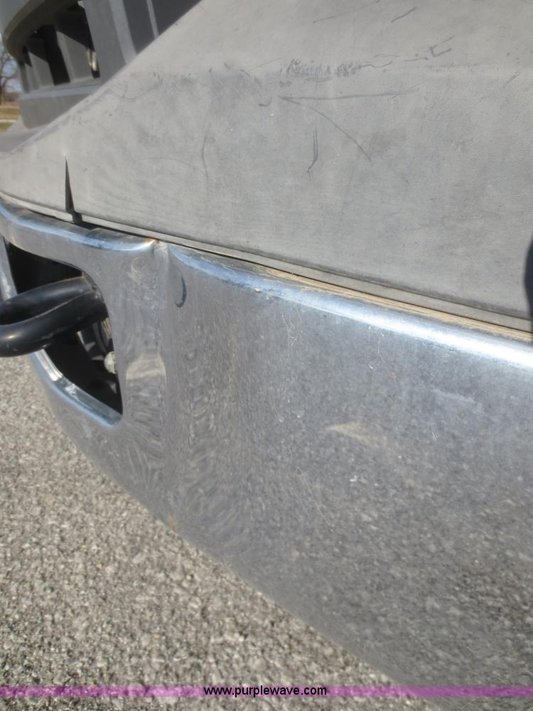 image for item I2148 2005 Ford F250 Super Duty XL SuperCab pickup truck