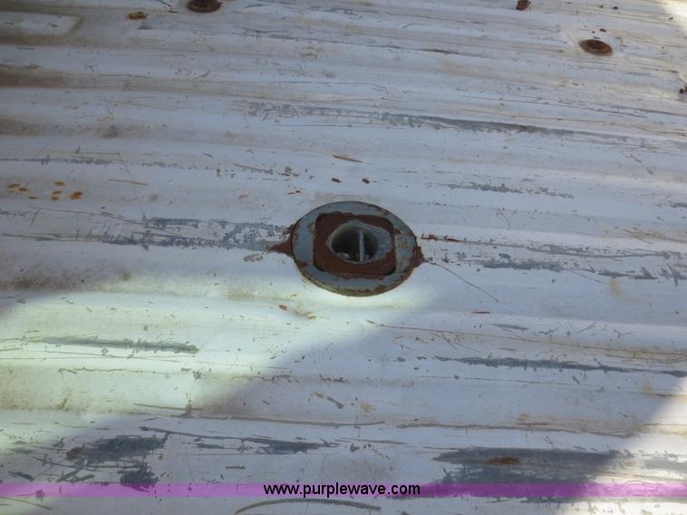 image for item I2148 2005 Ford F250 Super Duty XL SuperCab pickup truck