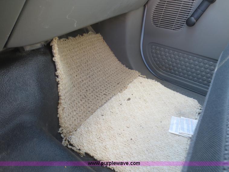 image for item I2148 2005 Ford F250 Super Duty XL SuperCab pickup truck