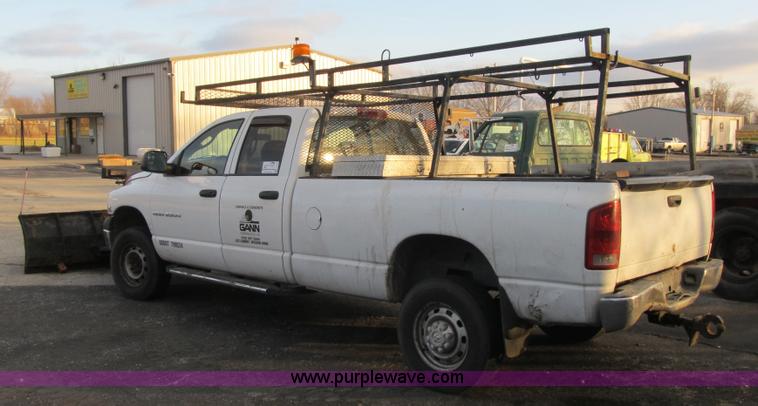 image for item I2918 2004 Dodge Ram 2500 Quad Cab pickup truck
