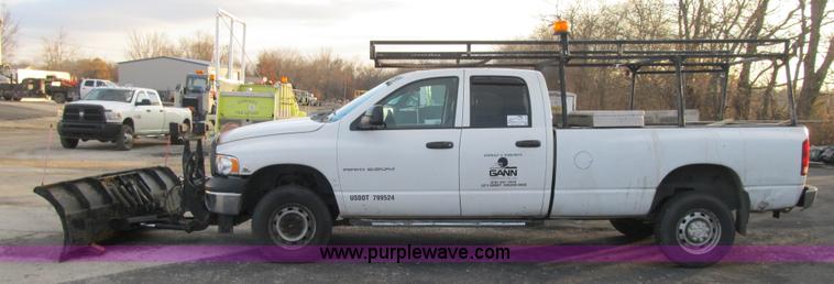 image for item I2918 2004 Dodge Ram 2500 Quad Cab pickup truck