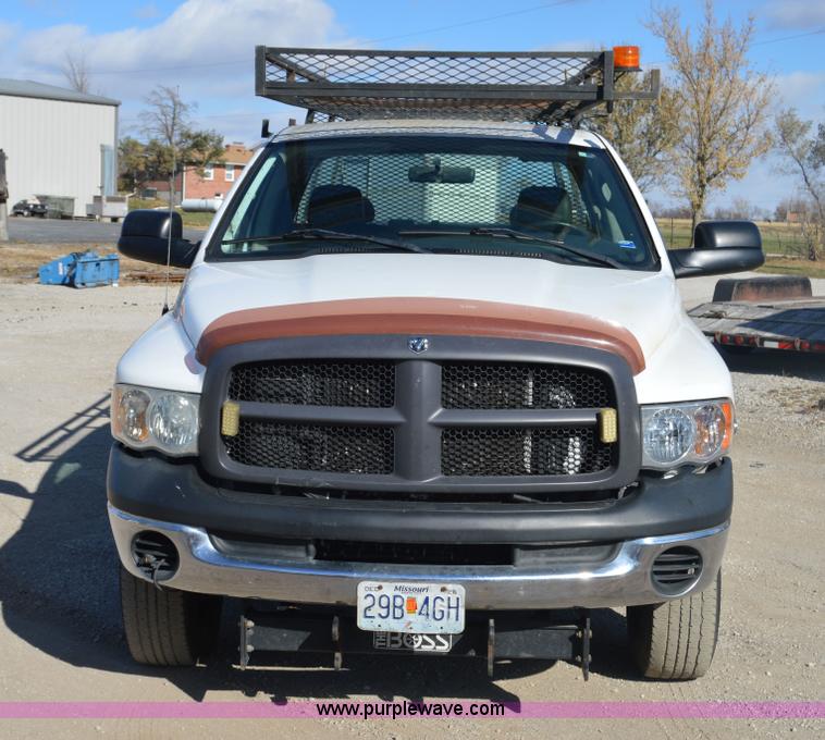 image for item I2918 2004 Dodge Ram 2500 Quad Cab pickup truck