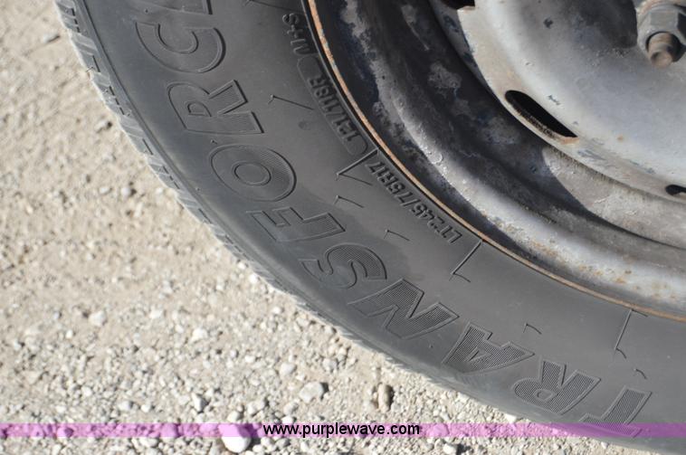 image for item I2918 2004 Dodge Ram 2500 Quad Cab pickup truck