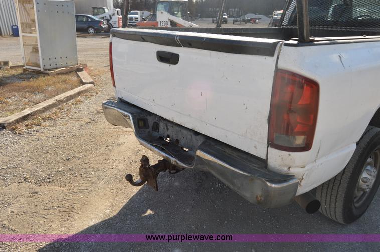image for item I2918 2004 Dodge Ram 2500 Quad Cab pickup truck