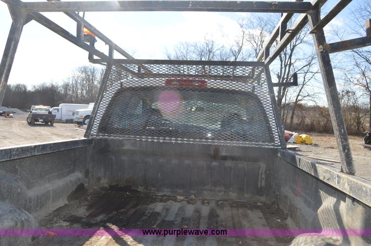 image for item I2918 2004 Dodge Ram 2500 Quad Cab pickup truck