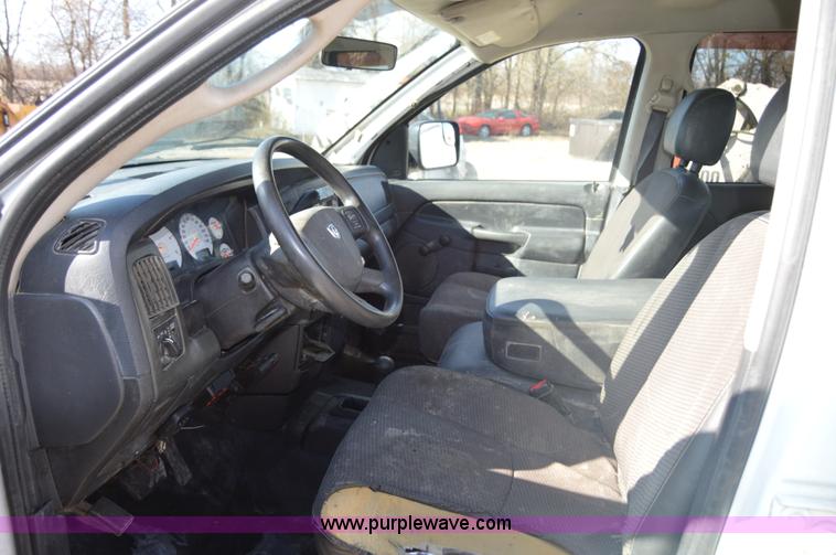 image for item I2918 2004 Dodge Ram 2500 Quad Cab pickup truck