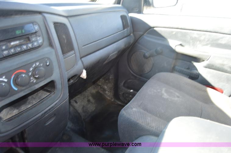 image for item I2918 2004 Dodge Ram 2500 Quad Cab pickup truck