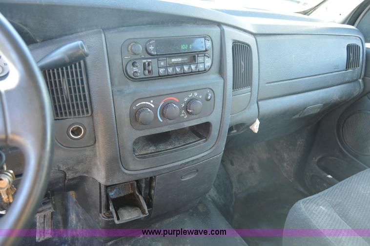 image for item I2918 2004 Dodge Ram 2500 Quad Cab pickup truck